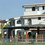 Raffael מלון