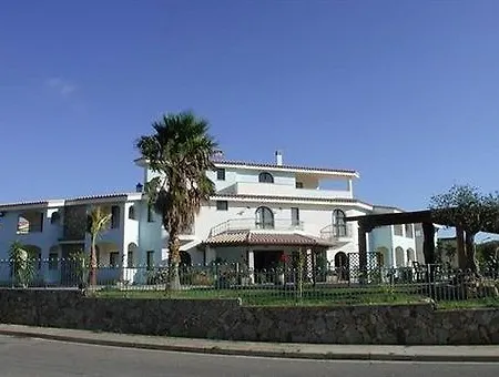 Raffael 3* Villasimius